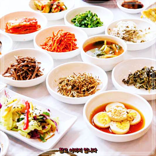  6시내고향 : 보은 속리산산채비빔밥거리 속리토속음식점 법주사 식당 추천 소개 코너에서의 산채비빔밥과 산채정식 더덕구이 맛집 소개