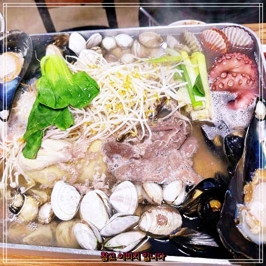  생방송오늘저녁에서 소개한 강릉 주문진 영진댁 맛집 '한집세가족 낚지볶음비빔칼국수 '대왕철판전골' 탐방코너 후기