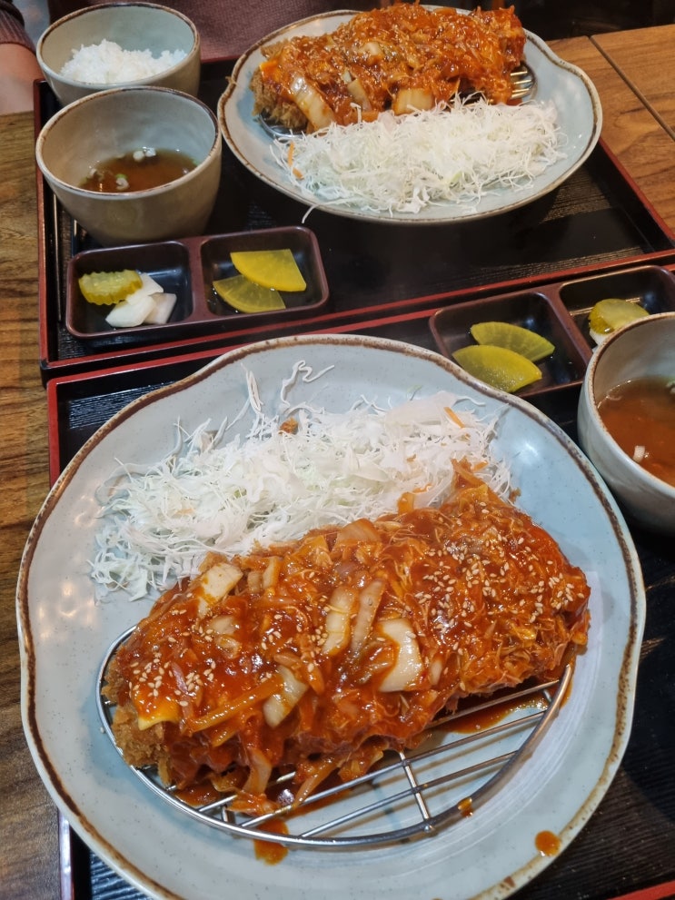  서울역 맛집 '메시야' 김치 돈가스