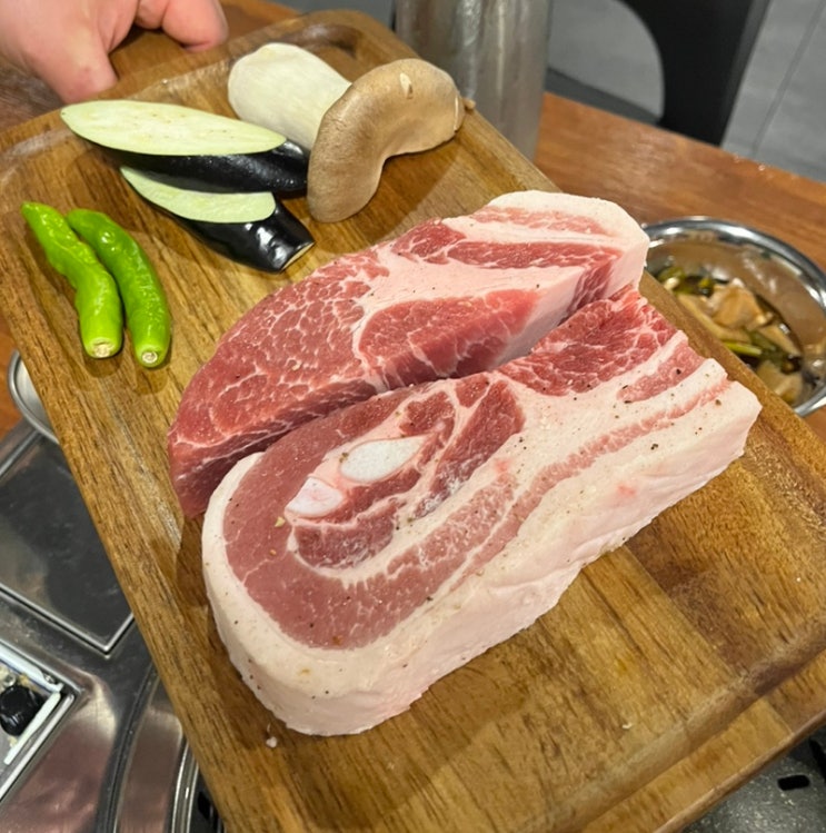  직원이 다 꾸버주는 덕천 맛집 구덕포 끝집고기