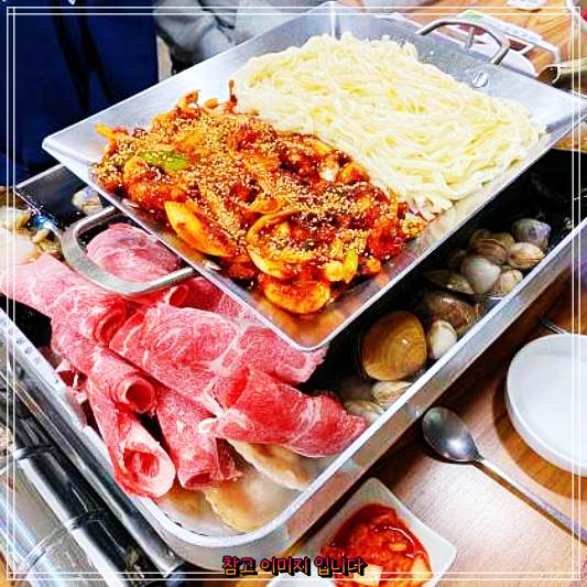  생방송오늘저녁 : 강릉 주문진 영진댁 의 대왕철판전골과 한집세가족 낚지볶음비빔칼국수 맛집 새로운 발견