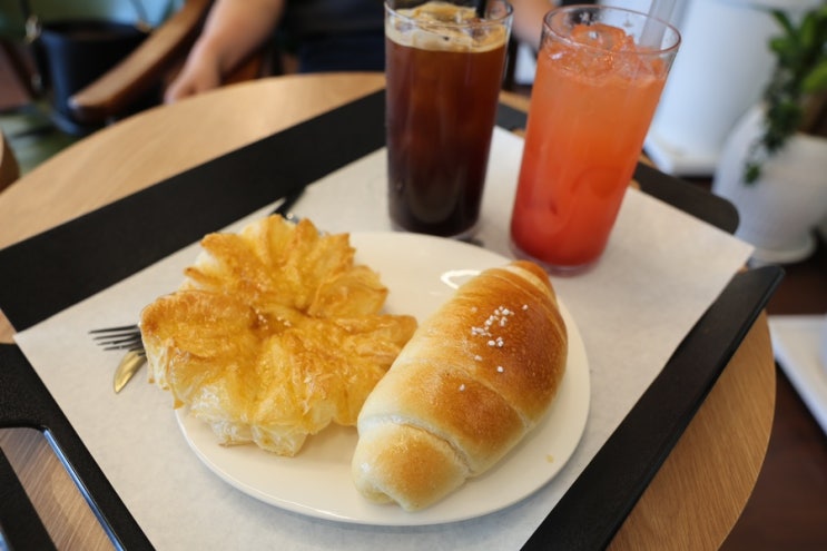  장흥카페 빵맛집, 빵명장, 유기농밀 100%로 만든 다양한 빵종류 맛볼수있는곳