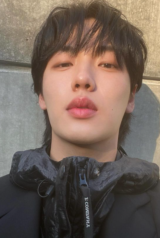 윤현수 나이 키 사진 인스타그램 한눈에 보기