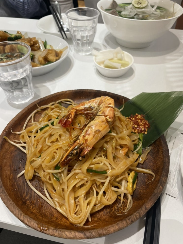  [잠실맛집] 쌀국수, 팟타이 기깔나게 잘하는 <촙촙> 롯데월드몰점 솔직리뷰