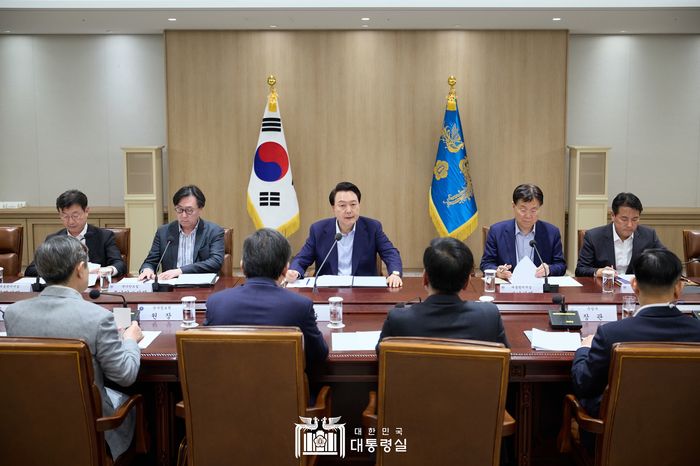 尹 대통령 "국정방향 옳아도 국민들 체감 못 해"...<b>총선패배</b>... 