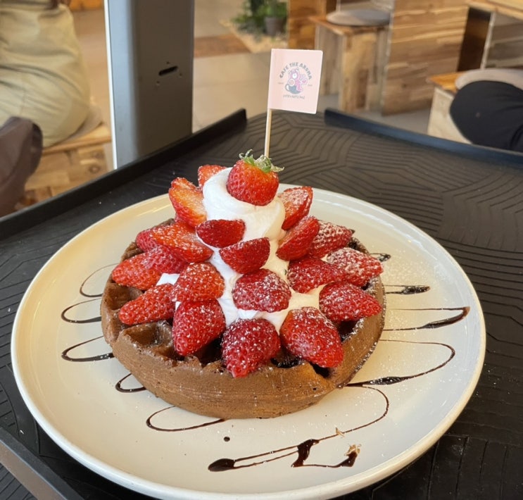  대전 은행동 카페 디아로마 성심당 본점 근처 와플카페 내돈내산