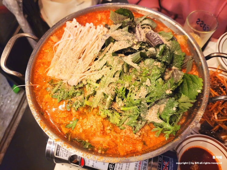  밀양상회 곱창전골: 부산·양정 맛집(feat. 내돈내산 후기)