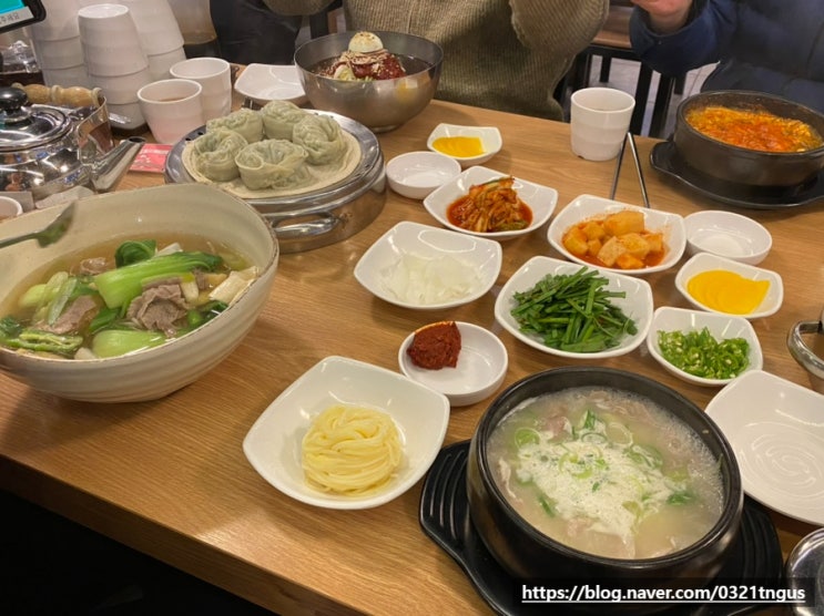  [수원맛집] 야구장 근처, 단체모임 하기 좋은 밥집- '송죽부산밀면국밥'
