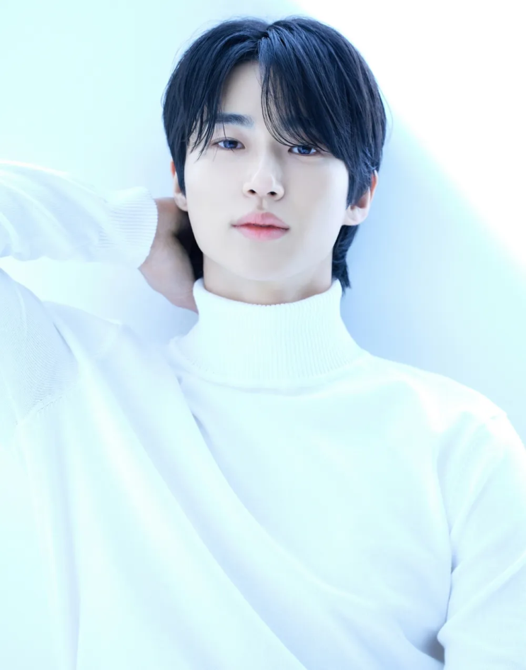 HOT해!! 너무 핫한 배우 ; <b>변우석</b>