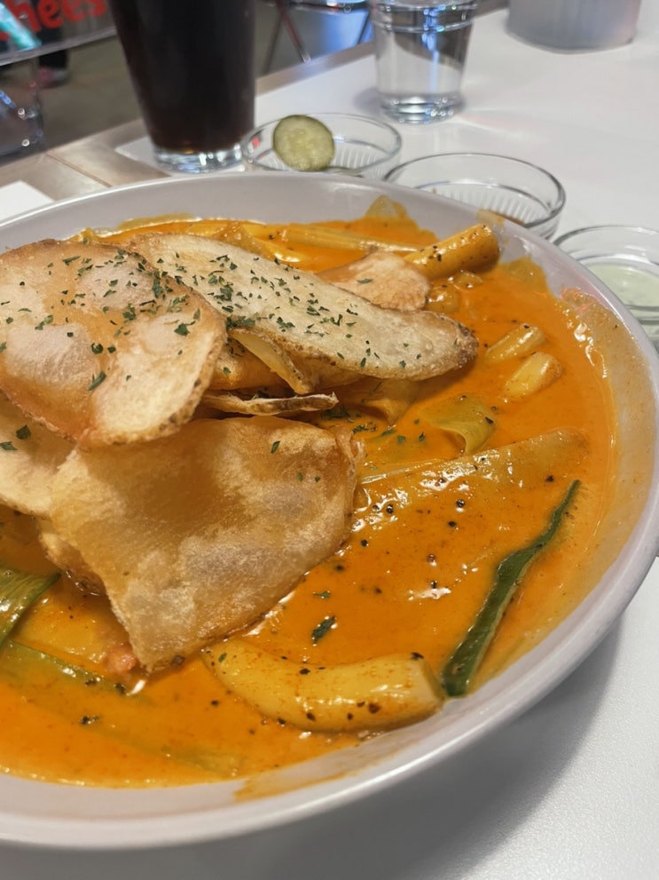  [고양/행신][맛집탐방] 여자의 떡볶이와 남자의 돈까스, 해피치즈스마일!