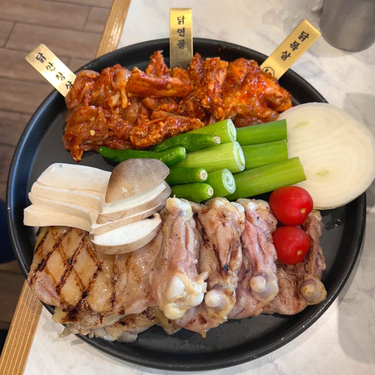  군침 도는 숯불닭갈비가 떠오를 땐, 팔각도 노원역점 찐 맛!