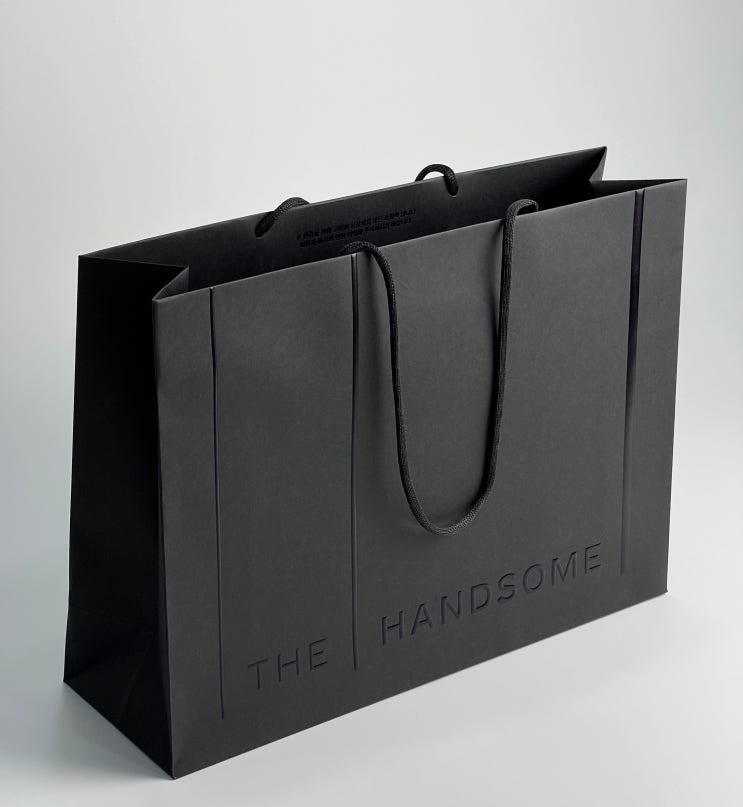  더한섬 VIP 쇼핑백, THE HANDSOME VIP bag, 지속가능한 소비, 쇼핑백, 제작, 의류, 브랜드 패키지, FSC