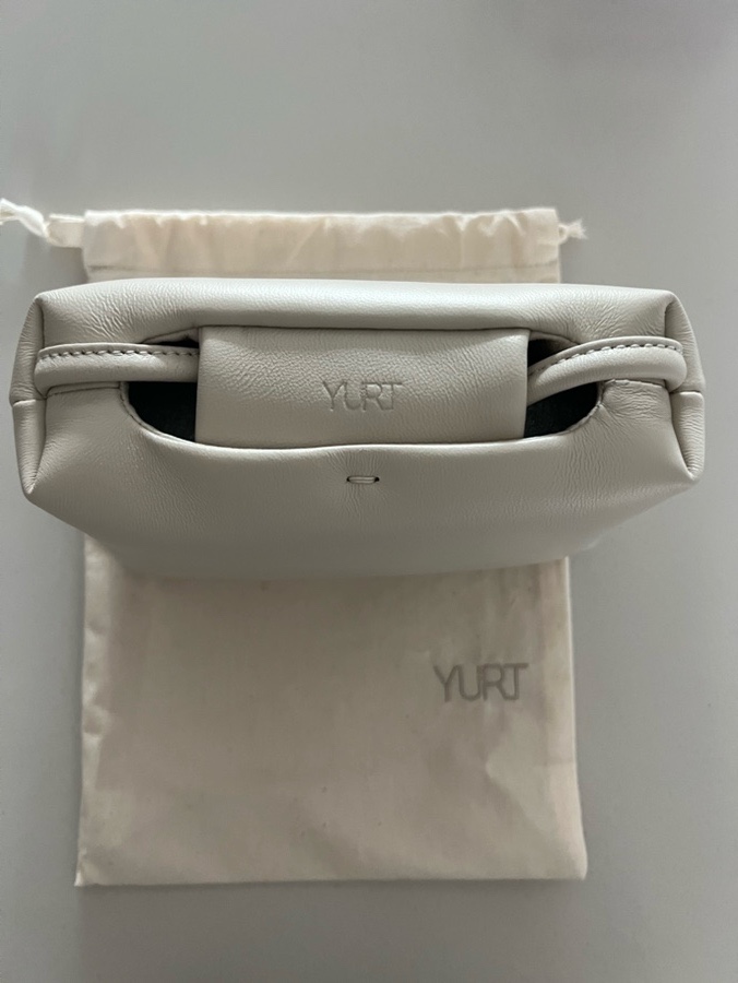  미니백 추천 | YURT 유르트 가방(Bou L size - white)
