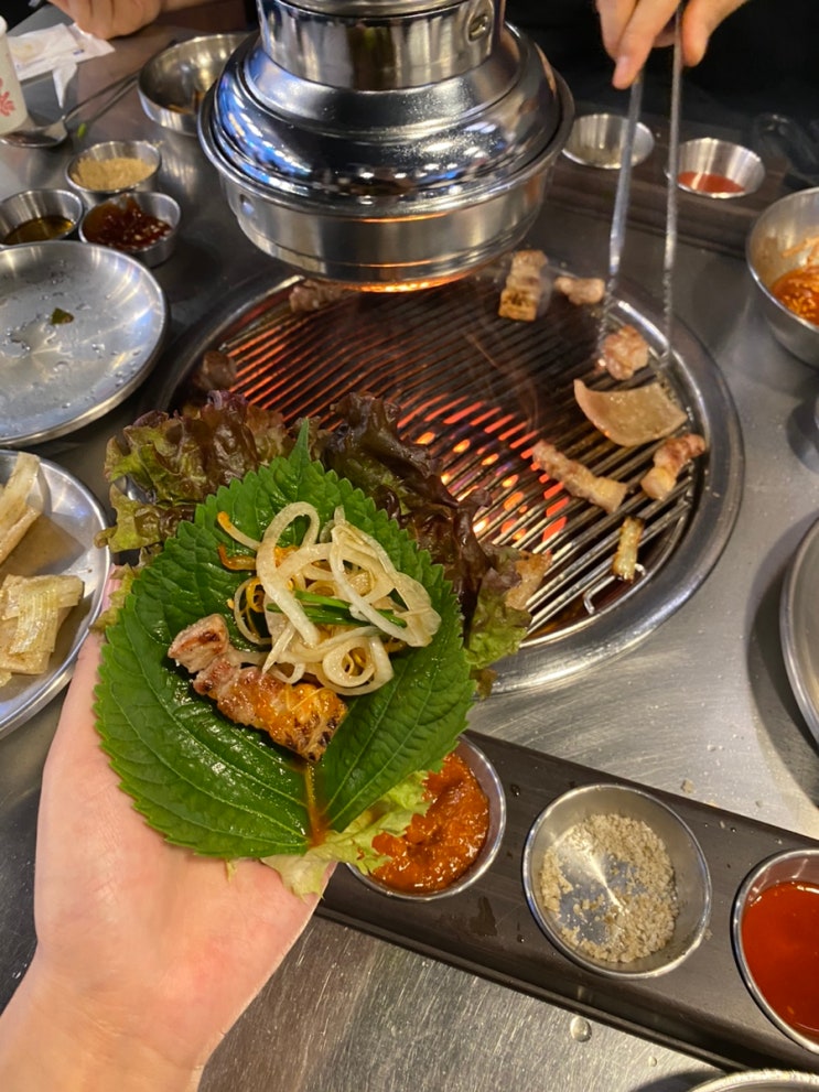  호평동 고기집 ‘1987 돼지삼촌’ 평내호평역 삼겹살 연탄구이 맛집