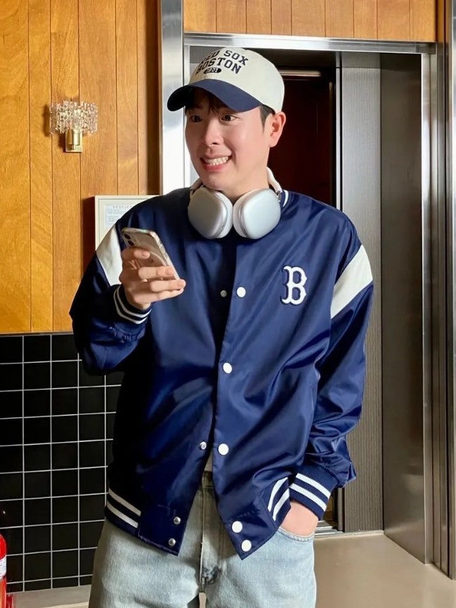  MLB 바시티자켓 피오(표지훈) 인스타그램 연예인 패션 야구 점퍼 브랜드 추천