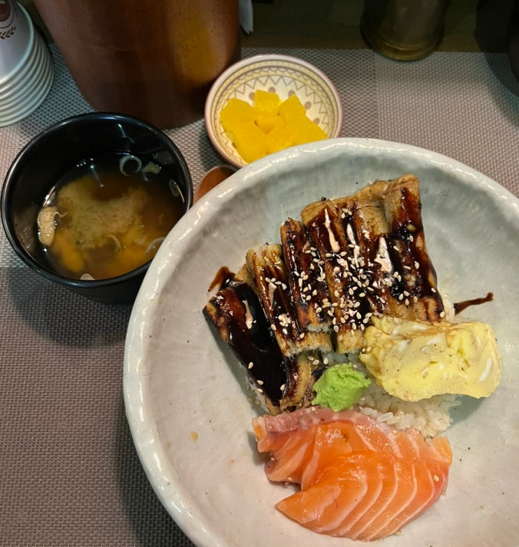  상암 누리꿈스퀘어 숙성 연어 / 장어 덮밥 맛집 ㅣ 식락