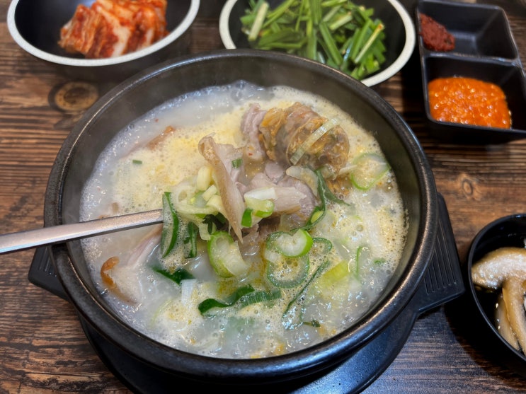 해리단길 ‘방가네 <b>막창</b> 순대국밥’ <b>이찬원</b> 인정 맛집
