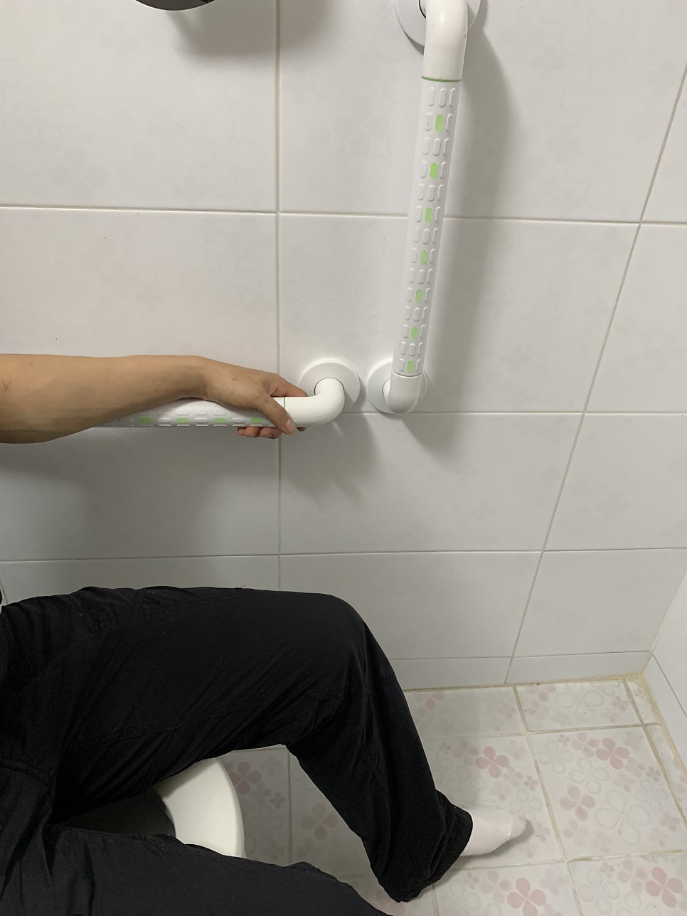 노인욕실안전바 ABS제품설치완료