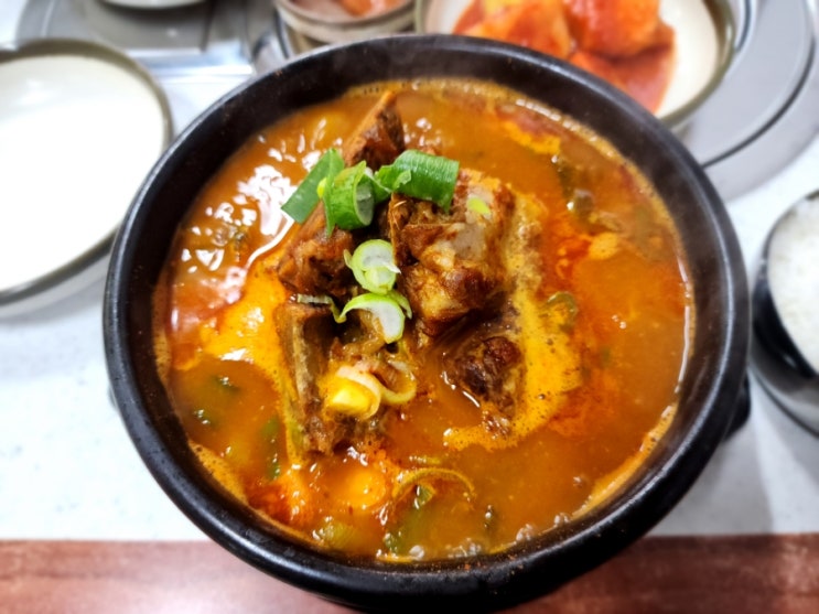 [아산 모종동]아산터미널 근처 진한 국물의 매운 맛을 가진 돈골대가 뼈해장국