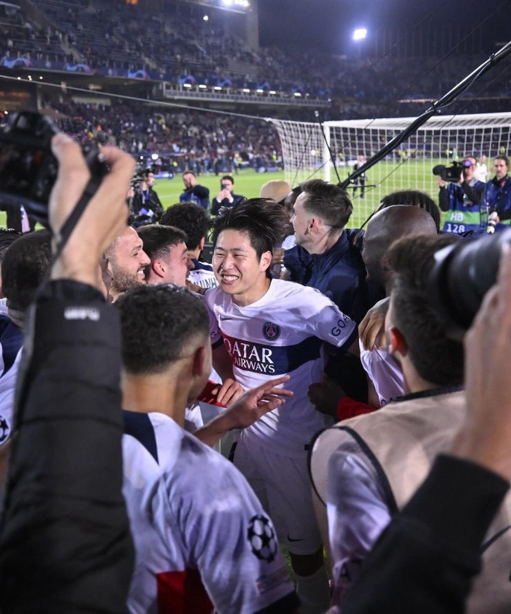 PSG <b>이강인</b> 바이에르 뮌헨 김민재 동반 <b>UCL 4강</b>진출!!