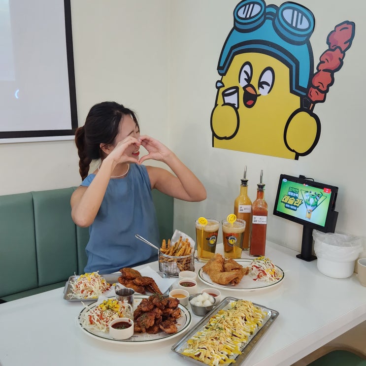  홍대맛집 가성비 꼬꼬로치킨 회식 주류무제한