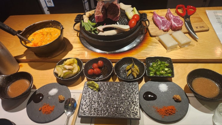  서울 구의동 주민 시절 찐 로컬 맛집! 양갈비 맛집!(램니쿠야)(고기구워주는 양고기집)