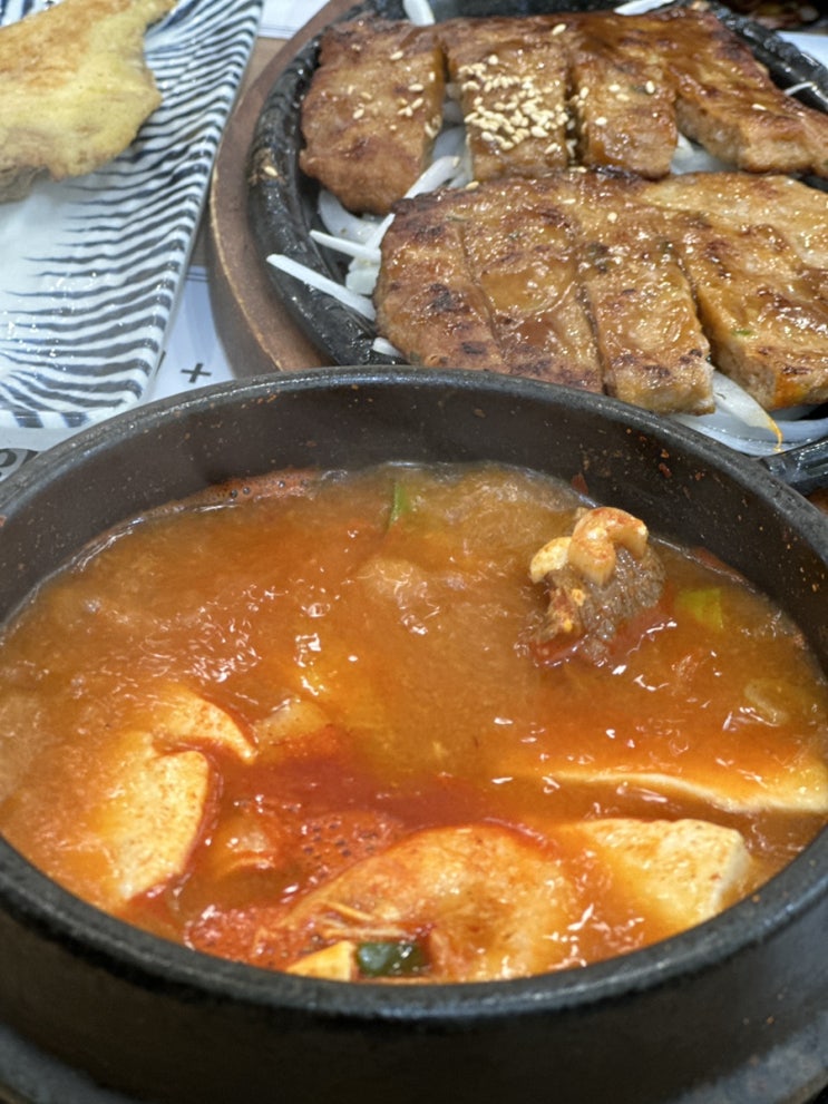  마곡나루 얼큰한 순두부와 든든한 한식 북창동 순두부 마곡점