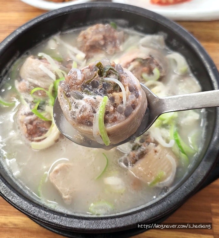  대구 내당역 국밥맛집 100번식당, 내당동 막창 순대 국밥전문점
