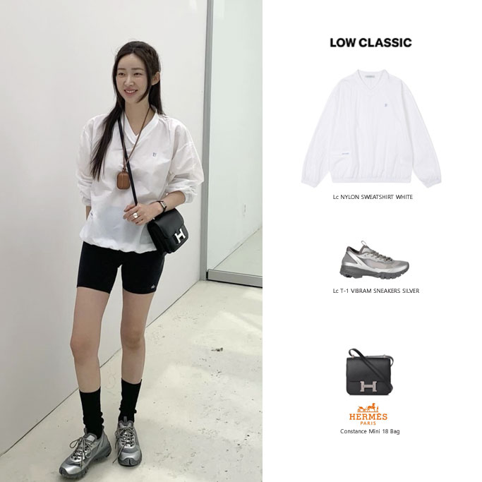 차정원 로우클래식 아노락 나일론 맨투맨 티셔츠 실버 운동화 스니커즈 패션 스타일링 정보 차정원 로우클래식 아노락 나일론 맨투맨 티셔츠 실버 운동화 스니커즈 패션 스타일링 정보