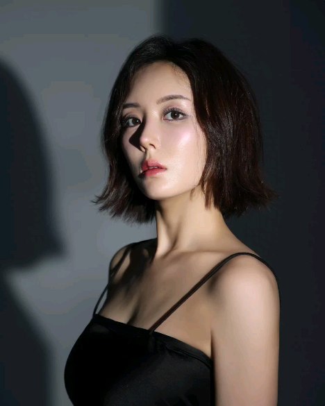 '돌싱글즈' 이소라, '가슴 수술' 비키니 인증..."만족도 엄지척, 남친과 사랑 더 뿜뿜" '돌싱글즈' 이소라, '가슴 수술' 비키니 인증..."만족도 엄지척, 남친과 사랑 더 뿜뿜"