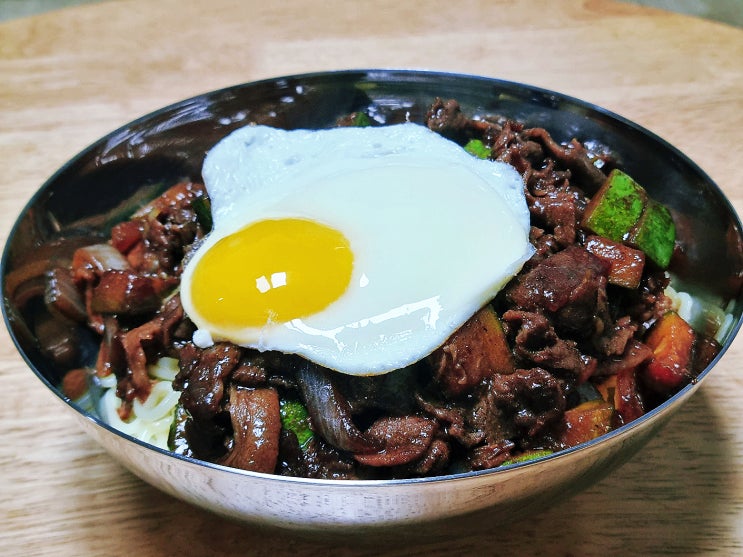  춘장 짜장면 만들기  대패 삼겹살 짜장 소스 레시피