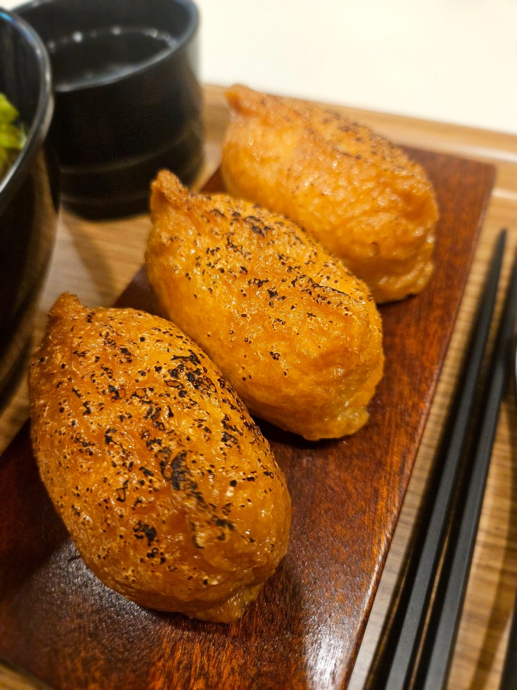  신림 서울대벤처타운역 맛집 유부에 정직함을 담다 '정직유부 신림 녹두점'
