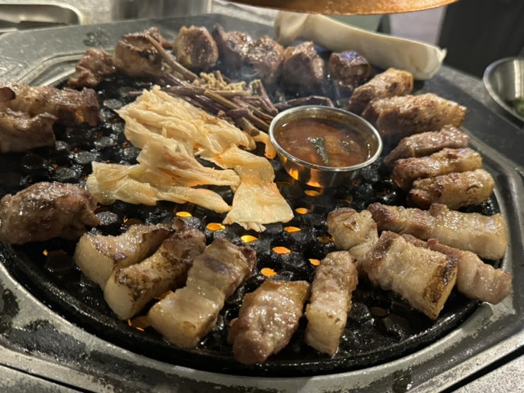  천안 두정동 먹자골목 삼겹살 맛집 제줏간