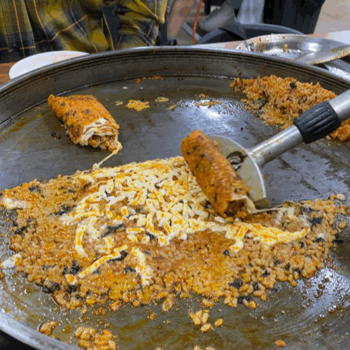  춘천 맛집 < 함가네 닭갈비 > 춘천에서 TV에 방영된 닭갈비 맛집 치즈롤 볶음밥