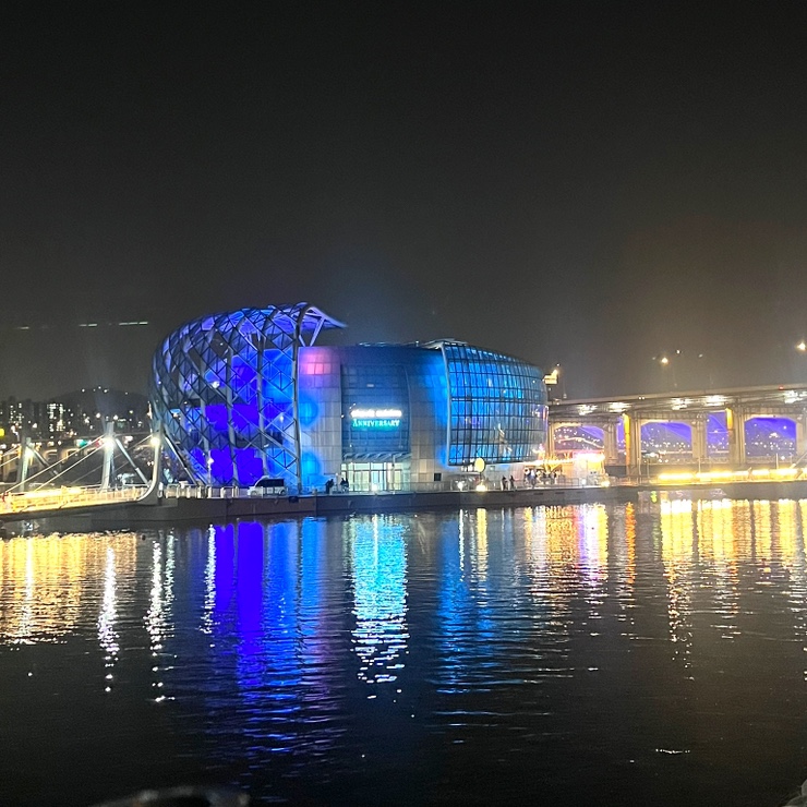  국내 당일치기 여행지 가볼만한곳 반포한강공원 세빛섬