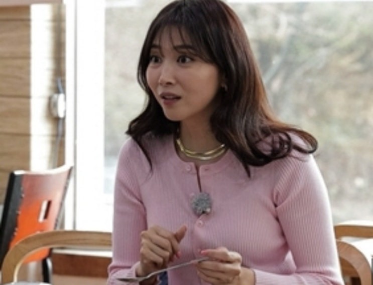 <b>오윤아</b> "몸매 하나만큼은... 실제보다 뚱뚱해 놀랐다"('<b>백반기행</b>')