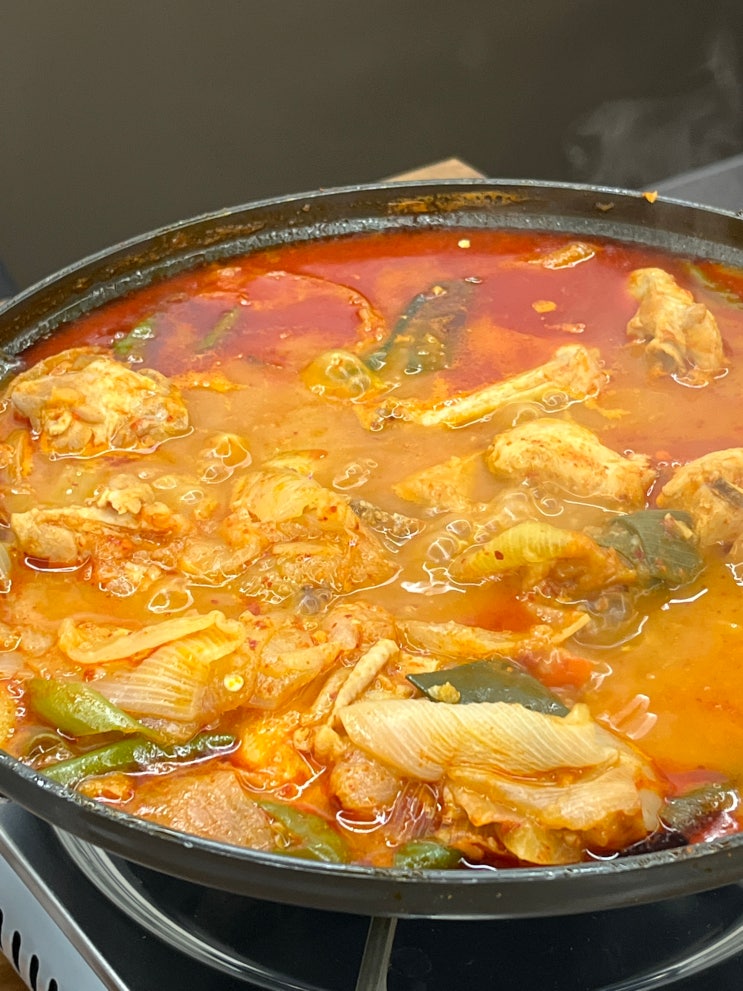  신촌닭볶음탕 신촌맛집 풍년닭도리탕 신촌직영점