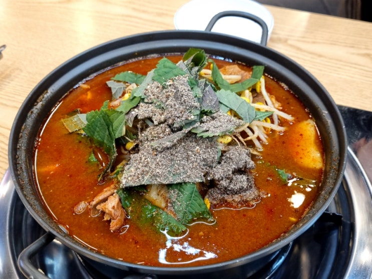  호매실/금곡동 감자탕 맛집 :: 일인자감자탕 호매실점, 라면사리 무료