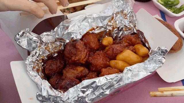  망원시장 먹거리 투어 2탄, 망원시장 유명맛집 큐스닭강정 / 훈훈호떡 내돈내산 후기