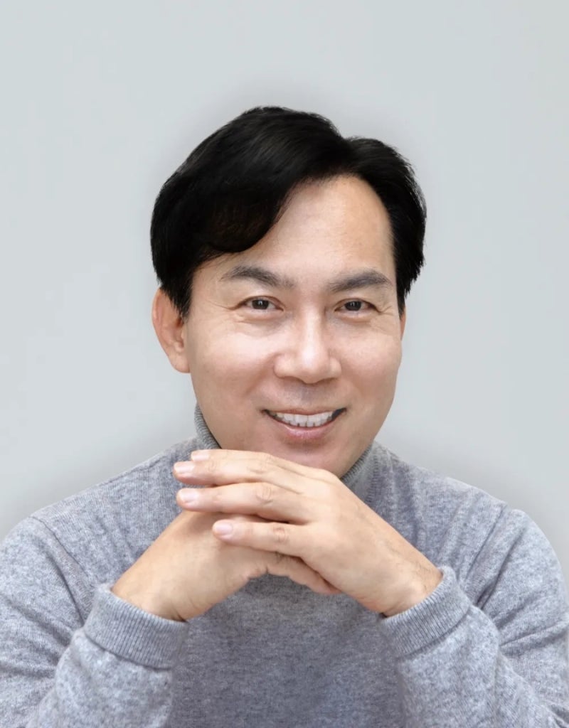 김영우 金榮宇 Kim Young-woo 출생 1967년 1월 20일[5] (57세) 역임한 직위 대한민국 제18-20대 국회의....