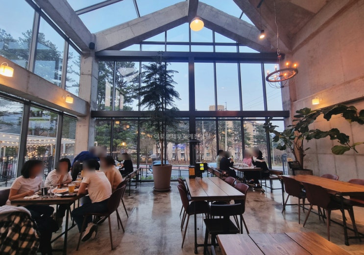  가평 켄싱턴 리조트 맛집 '크래머리' 수제맥주·수제버거·바베큐·파스타 / 아침고요수목원 맛집
