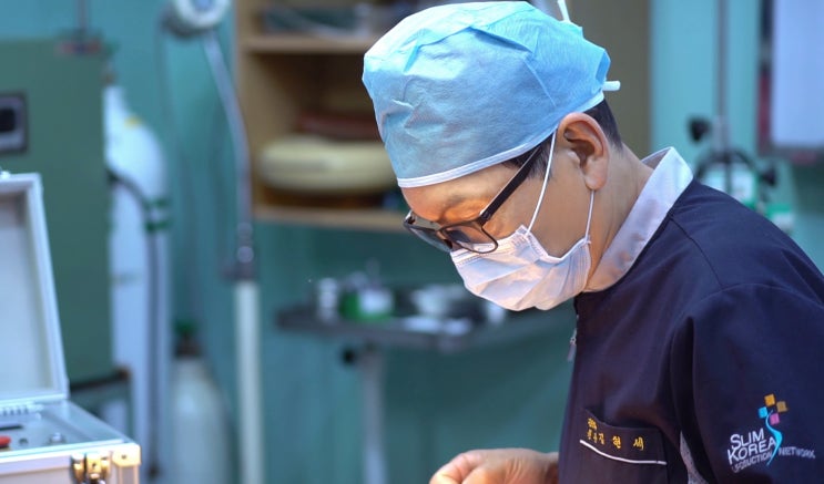  일산하안검 수술 잘하는 화정역성형외과를 찾으신다면?