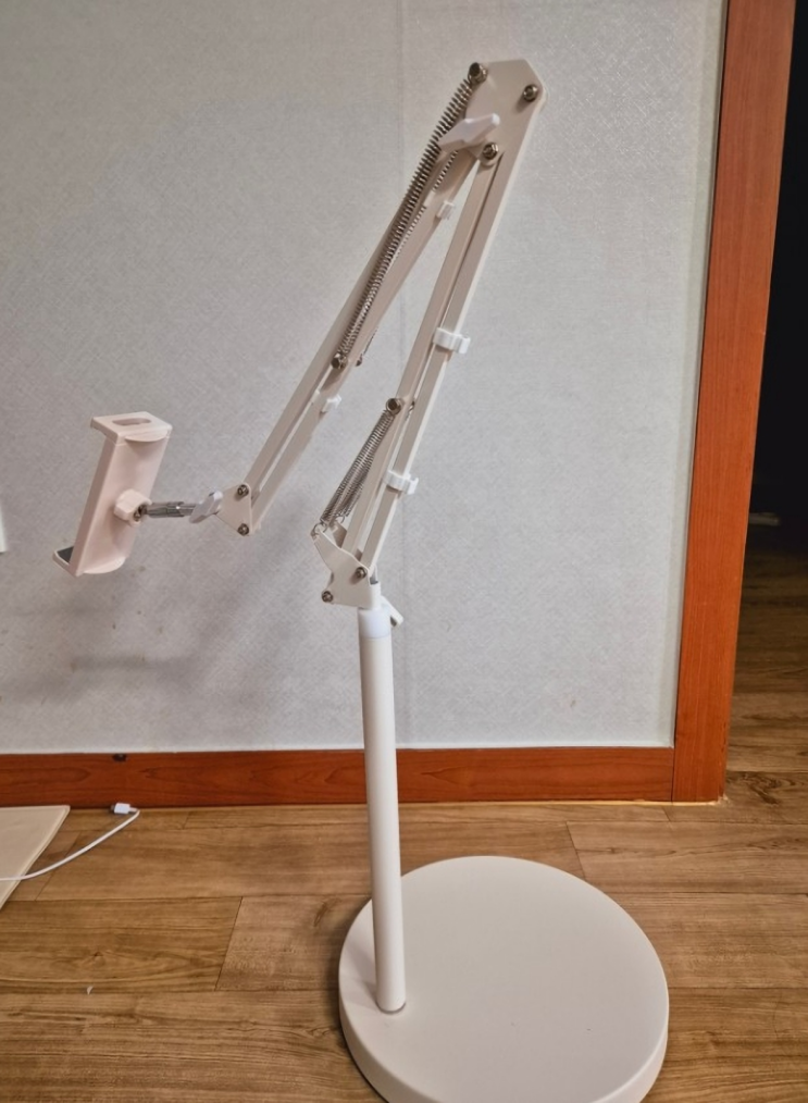 감격했던 니케 태블릿 거치대 감격했던 니케 태블릿 거치대