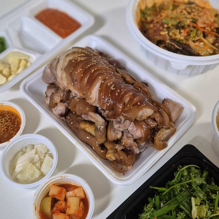  여수 죽림 족발 맛집 죽림왕족발 막국수 추가는 필수