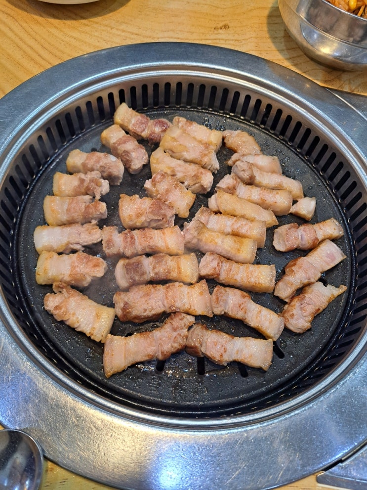 부모님과 방문한 구로 삼겹살 맛찬들왕소금구이 구로점 후기 부모님과 방문한 구로 삼겹살 맛찬들왕소금구이 구로점 후기