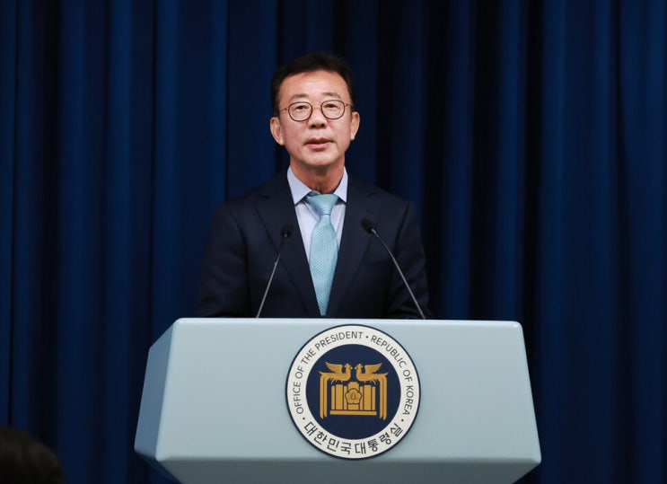 홍철호 신임 <b>정무수석</b> 임명 한오섭 사퇴 프로필