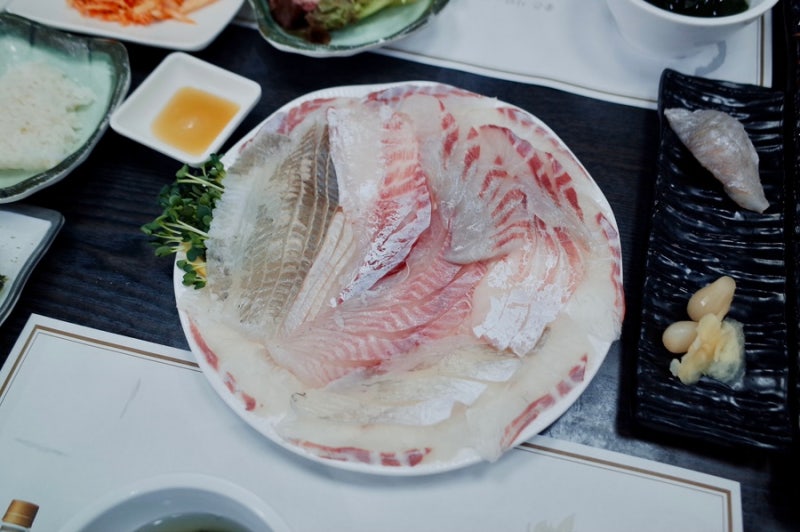 일산 가시고기 스끼다시 잘 나오는 횟집
