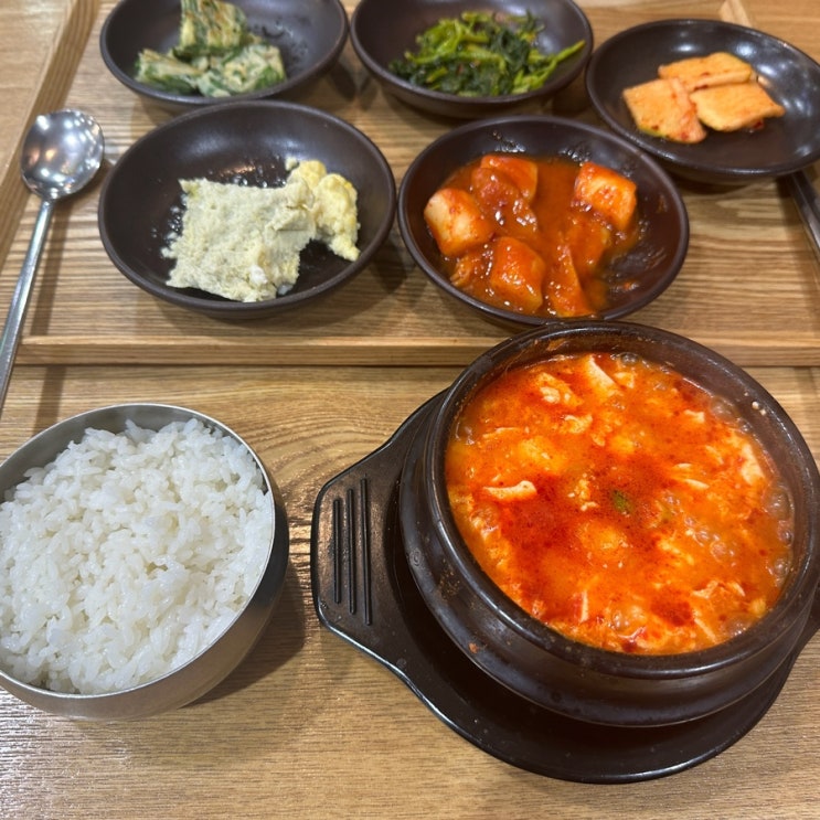  강남 직장인 혼밥 맛집, 오뚜가리 순두부찌개 점심식사