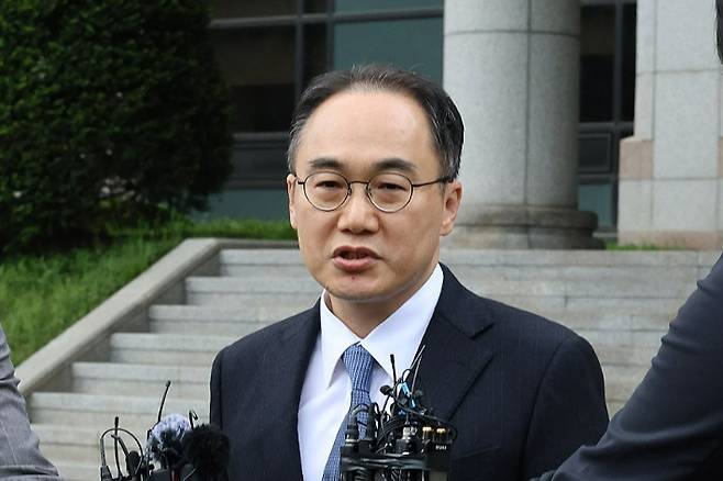 '술자리 회유 주장'…<b>검찰총장</b> "<b>이화영</b>, 사법시스템 흔들지 마라... 