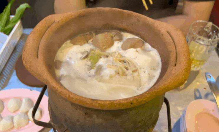  태국 치앙마이 한달살기 ep.14 / 태국식 샤브샤브 가성비 맛집 창푸악 무임찜쭘